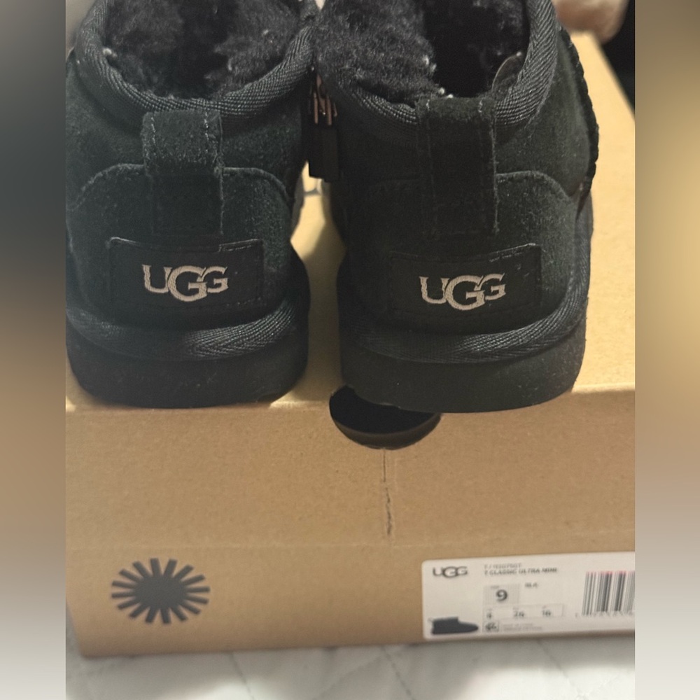 UGG Classic Ultra Mini Black Boots